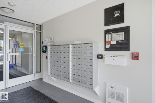 #111 610 Calahoo Rd, Spruce Grove, AB 