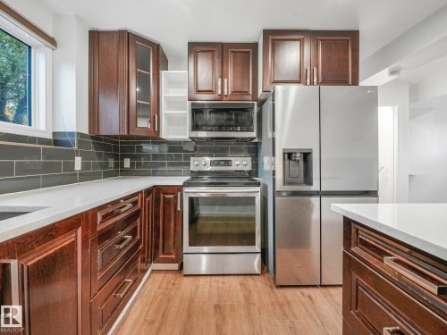 3903 62 Street Nw, Edmonton, AB 