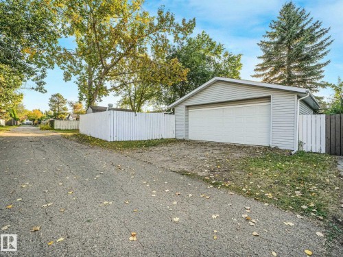 3903 62 Street Nw, Edmonton, AB 