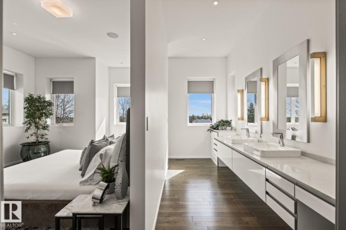 7548 110 Avenue Nw, Edmonton, AB 