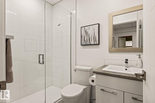 7548 110 Avenue Nw, Edmonton, AB 