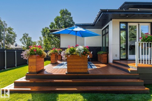 7548 110 Avenue Nw, Edmonton, AB 