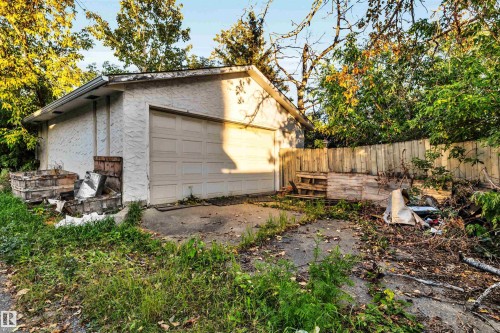 10332 29 Street Nw, Edmonton, AB 