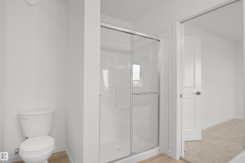 #21 1430 Aster Wy Nw, Edmonton, AB - Indoor Photo Showing Bathroom
