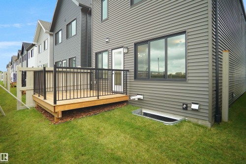 #21 1430 Aster Wy Nw, Edmonton, AB - Outdoor