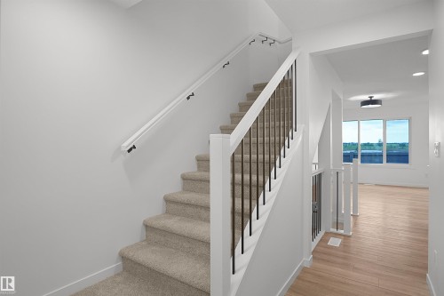 #21 1430 Aster Wy Nw, Edmonton, AB - Indoor Photo Showing Other Room