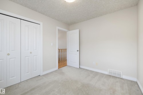 12132 92 Street Nw, Edmonton, AB 