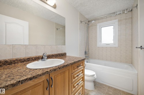 12132 92 Street Nw, Edmonton, AB 