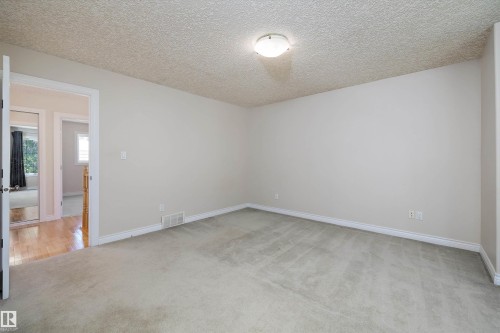12132 92 Street Nw, Edmonton, AB 
