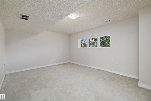 12132 92 Street Nw, Edmonton, AB 