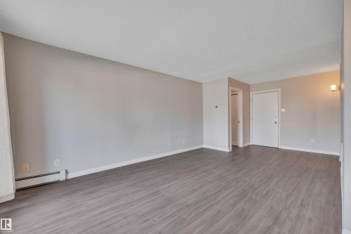 #101 18204 93 Av Nw, Edmonton, AB 