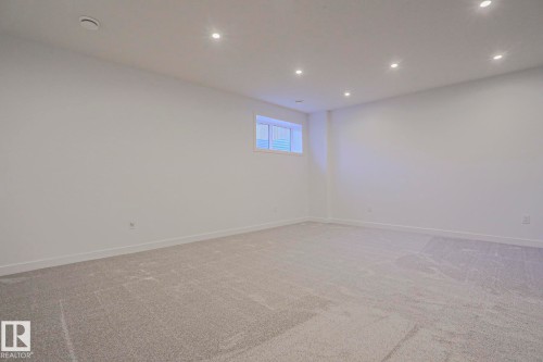 102 Royal Street, St. Albert, AB 