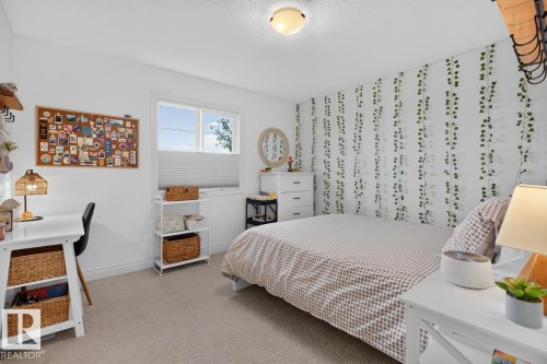 Light-colored carpeting, white walls, and a window with blinds - 21 Altadena Point(E), Sherwood Park, AB 