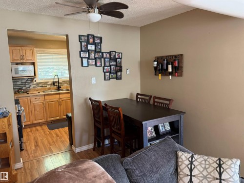 18207 74 Avenue Nw, Edmonton, AB 