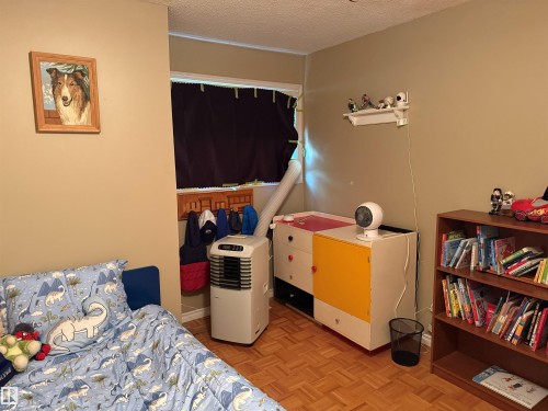 18207 74 Avenue Nw, Edmonton, AB 