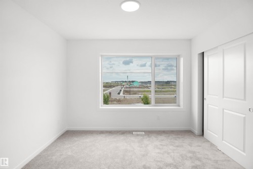 #100 3705 141 St Sw, Edmonton, AB - Indoor Photo Showing Other Room