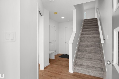#100 3705 141 St Sw, Edmonton, AB - Indoor Photo Showing Other Room