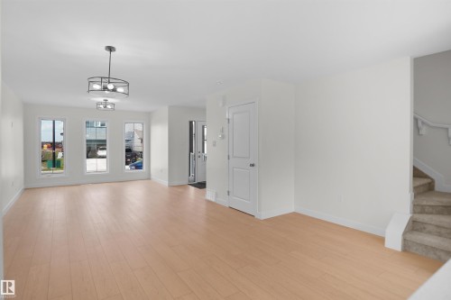 15 Elis Link, Spruce Grove, AB 