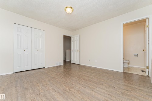 9810 98A Avenue, Morinville, AB 