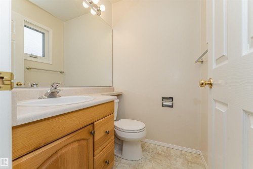 9810 98A Avenue, Morinville, AB 