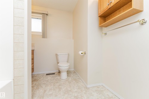 9810 98A Avenue, Morinville, AB 