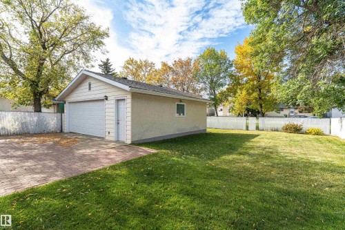 9810 98A Avenue, Morinville, AB 