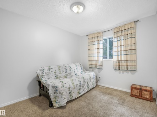 3467 39 Street Nw, Edmonton, AB 