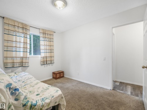 3467 39 Street Nw, Edmonton, AB 