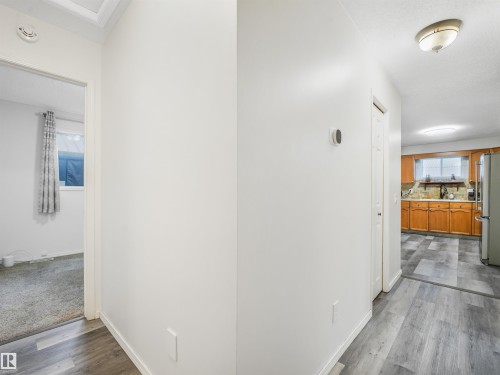 3467 39 Street Nw, Edmonton, AB 