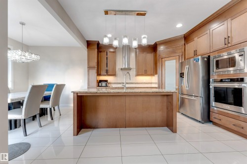 1264 25 Avenue Nw, Edmonton, AB 