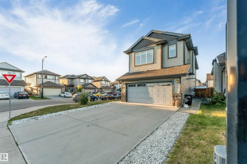 1264 25 Avenue Nw, Edmonton, AB 