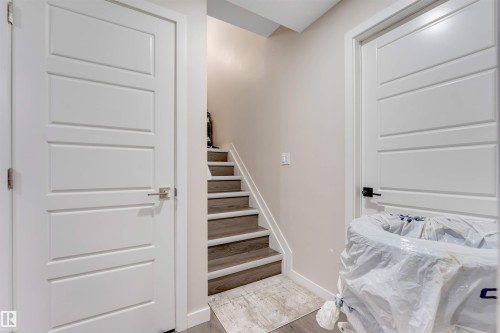1264 25 Avenue Nw, Edmonton, AB 