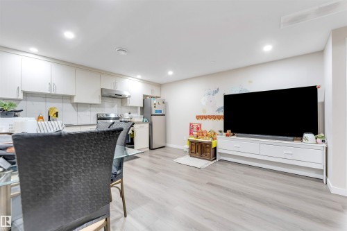 1264 25 Avenue Nw, Edmonton, AB 
