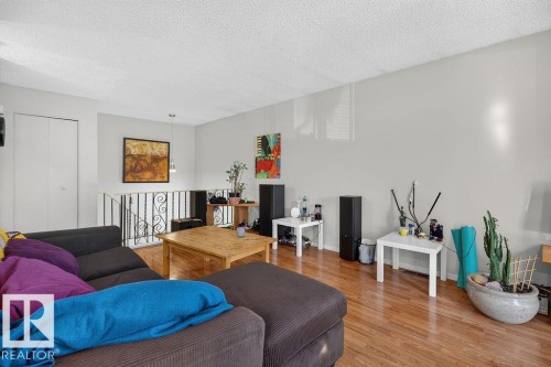 10033 155 Street Nw, Edmonton, AB 