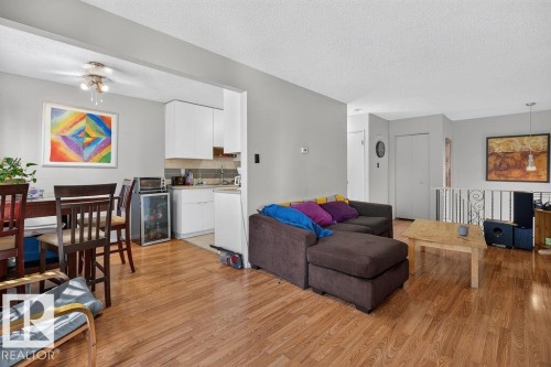 10033 155 Street Nw, Edmonton, AB 
