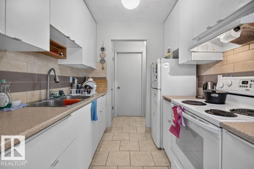 10033 155 Street Nw, Edmonton, AB 