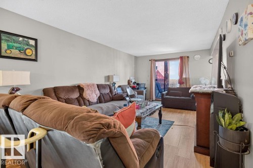 10033 155 Street Nw, Edmonton, AB 