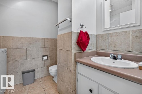 10033 155 Street Nw, Edmonton, AB 
