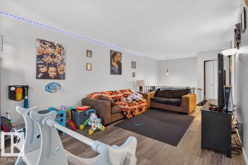 10033 155 Street Nw, Edmonton, AB 
