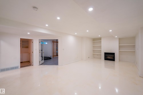 111 Blackburn Drive Sw, Edmonton, AB 
