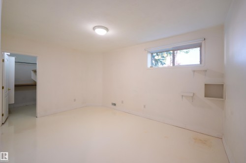 111 Blackburn Drive Sw, Edmonton, AB 
