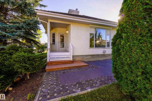 111 Blackburn Drive Sw, Edmonton, AB 