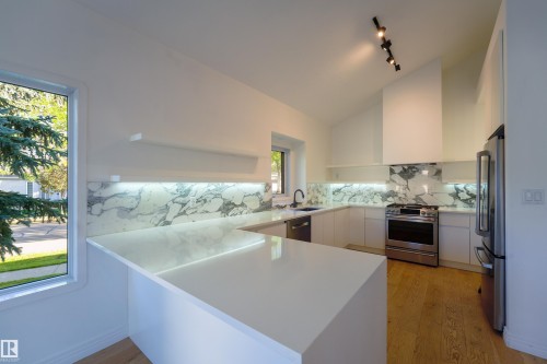 111 Blackburn Drive Sw, Edmonton, AB 