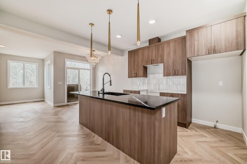 2617 62 Street Sw, Edmonton, AB 