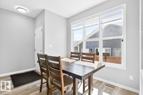 424 Simmonds Way, Leduc, AB 