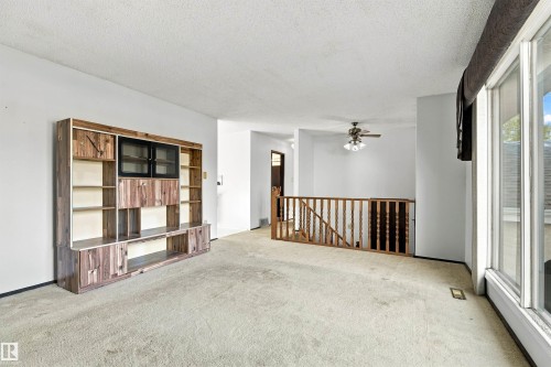 3143 78 St Nw, Edmonton, AB 