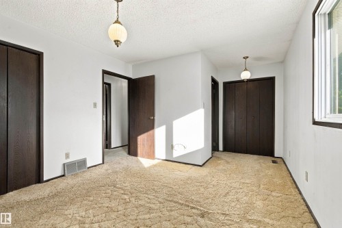 3143 78 St Nw, Edmonton, AB 