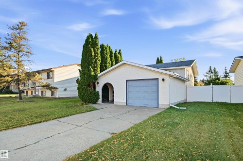 3143 78 St Nw, Edmonton, AB 