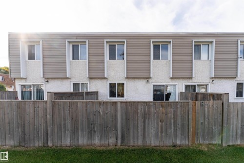 149 Cornell Court Nw, Edmonton, AB 