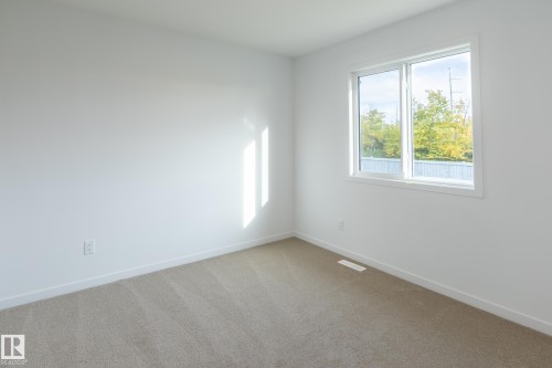 93 Silverstone Drive, Stony Plain, AB 